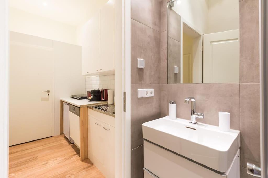 Studio Apartment Friedrichshain Berlin Luaran gambar