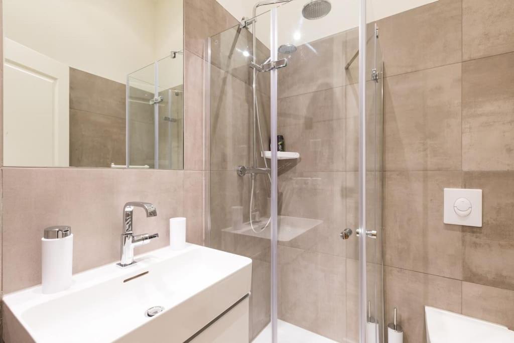 Studio Apartment Friedrichshain Berlin Luaran gambar